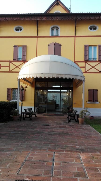 Corte Degli Estensi فورمجيني المظهر الخارجي الصورة
